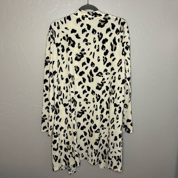 Tickled Teal Leopard Animal Print Light-Weight Open Long Stretchy Cardigan XL - Picture 2 of 4